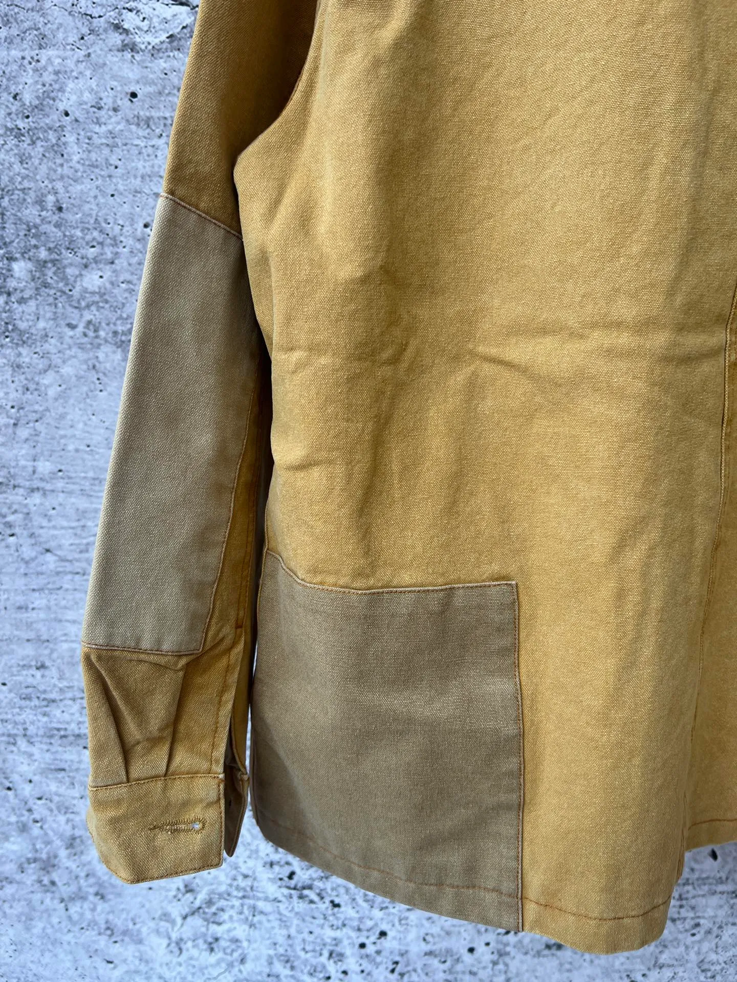 P530 Ralph Lauren Chinese and Cuban style workwear patchwork jacket for men and women. The entire garment is spliced ​​with fabrics in multiple places. The complex craftsmanship details are clear at a glance. The craftsmanship restores the original product. Washing of ready-to-wear garments adds texture. The loose-fitting khaki color is the first choice for autumn matching.